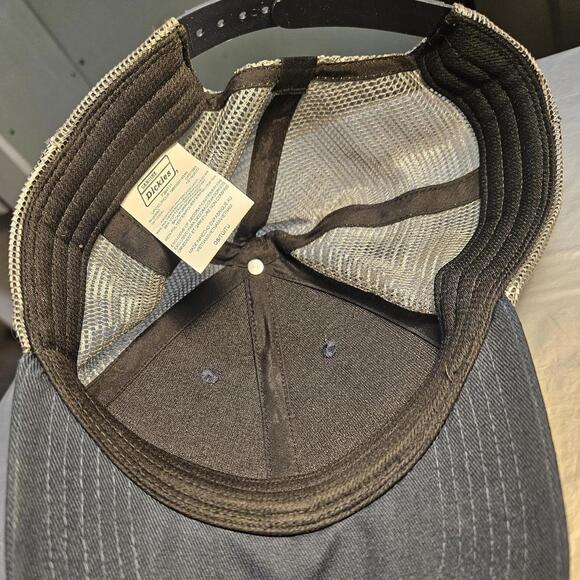 Dickies Men's Grey and Navy Hat - Picture 2 of 2